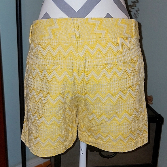 Ann Taylor tribal print shorts with front pockets - Picture 3 of 8
